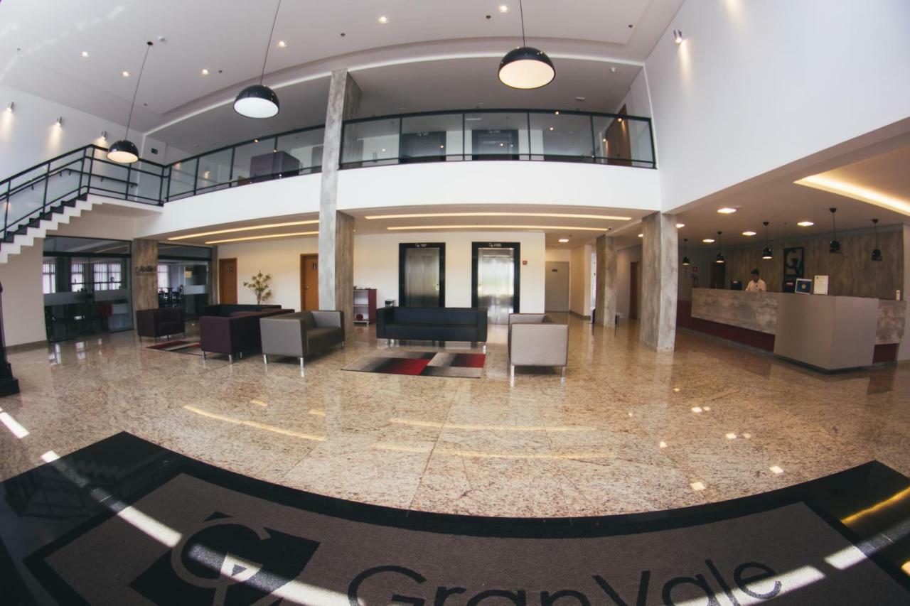 Summit GranVale Hotel Cacapava Exterior foto